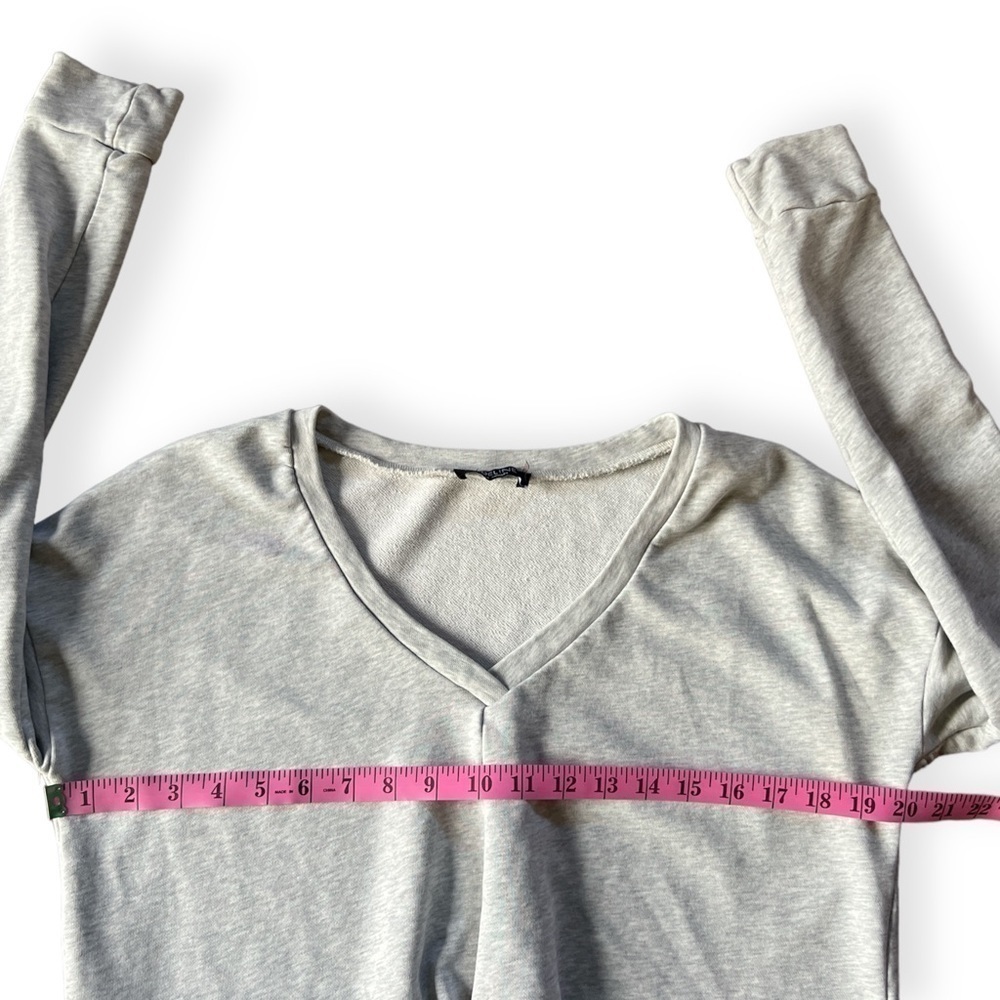 Adeline Women’s Cropped Grey Sweatshirt, Large - Picture 5 of 7